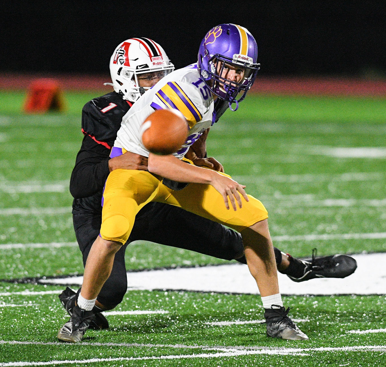 092321-qc-spt-dewitt-assum-fball-016